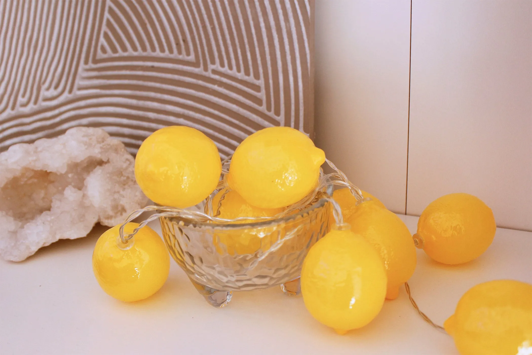 10 LED Battery Operated String Light with Lemon - Warm White