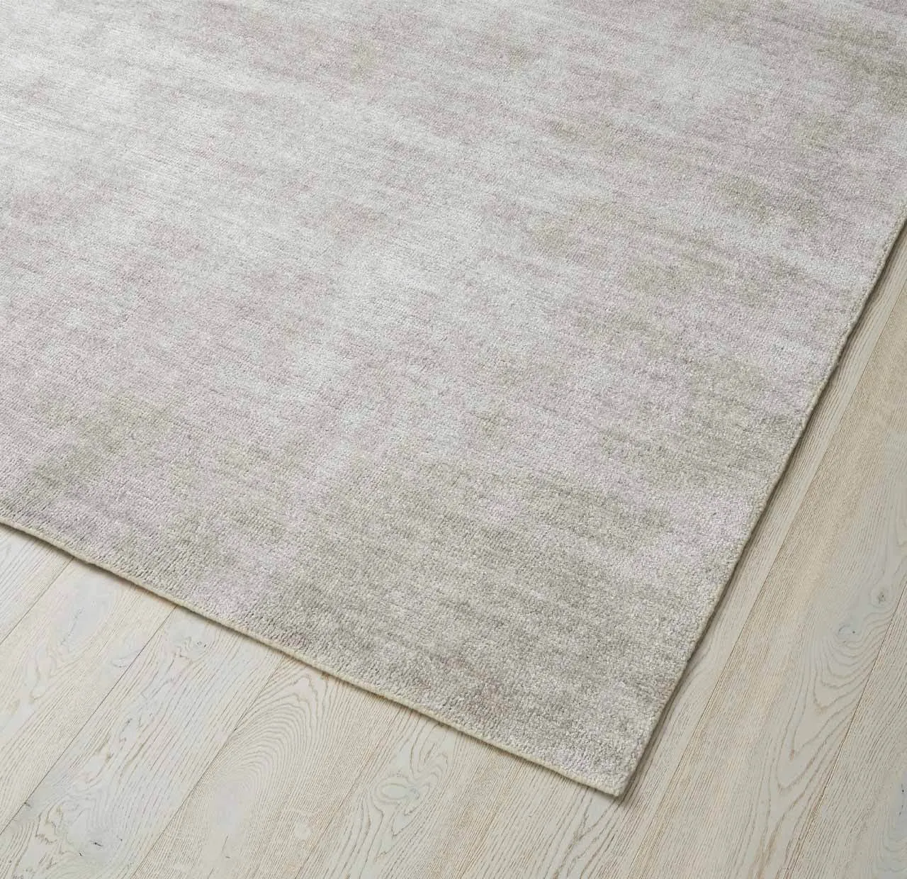 ALMONTE RUG OYSTER