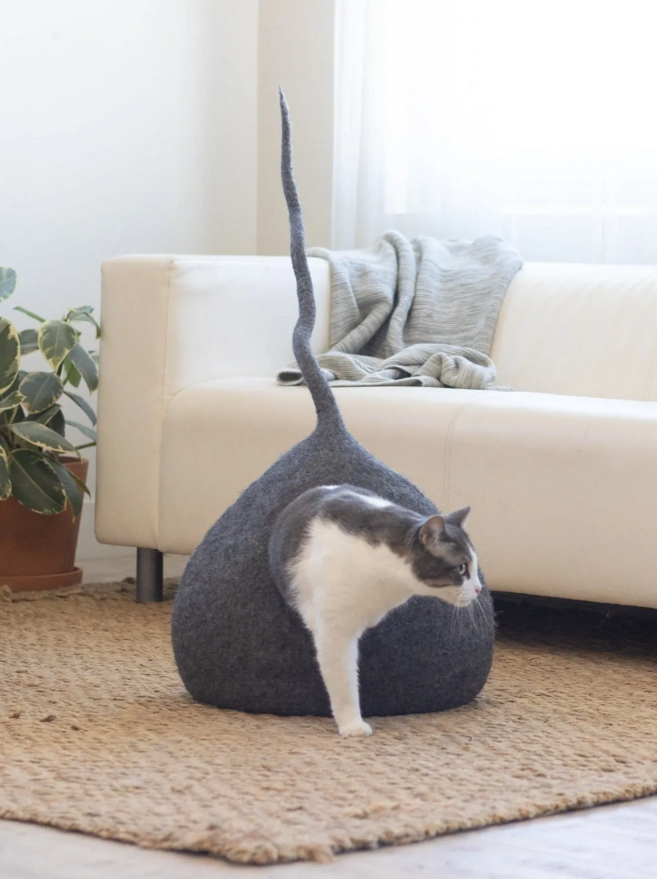 Deluxe Handcrafted Felt Cat Cave With Tail - Stone Gray