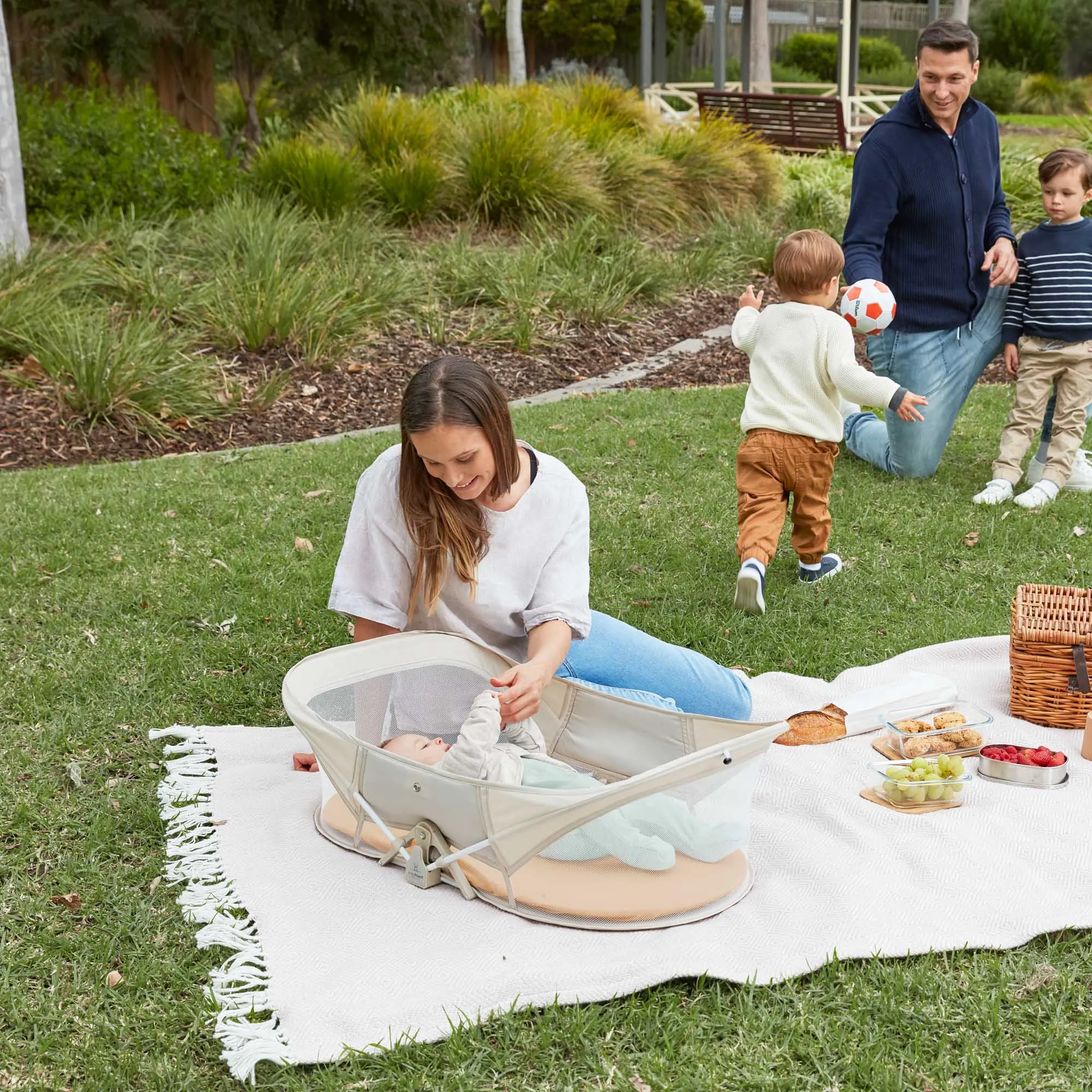 Easy Sleep Portable Bassinet