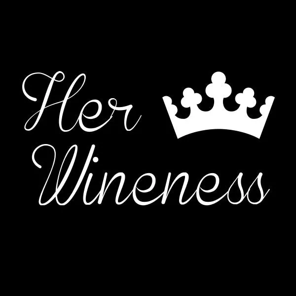 Her Wineness © Wine Glass