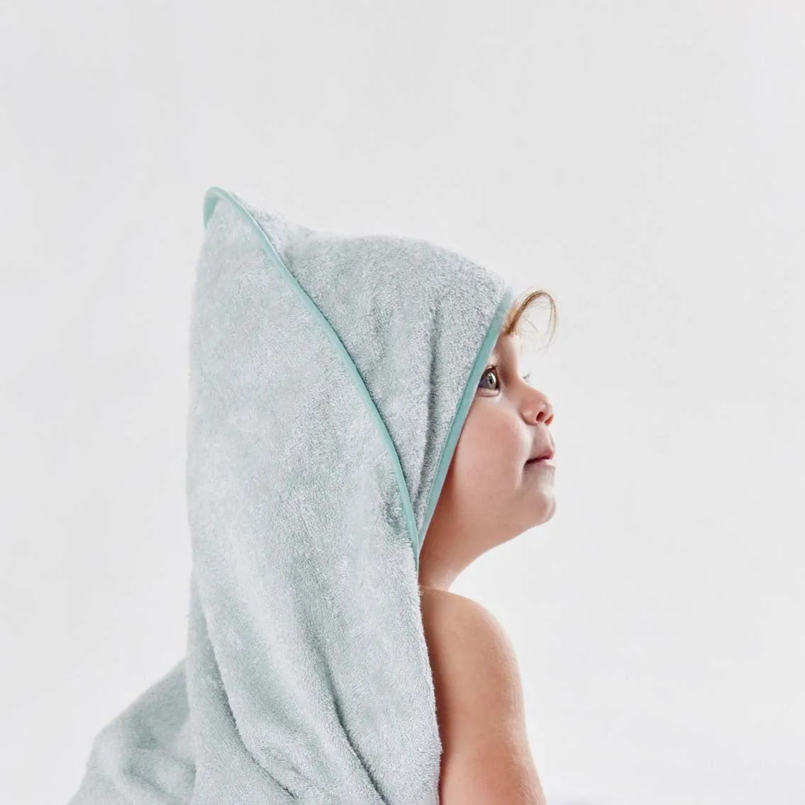 Personalised Bamboo Hooded Towel - Whisper