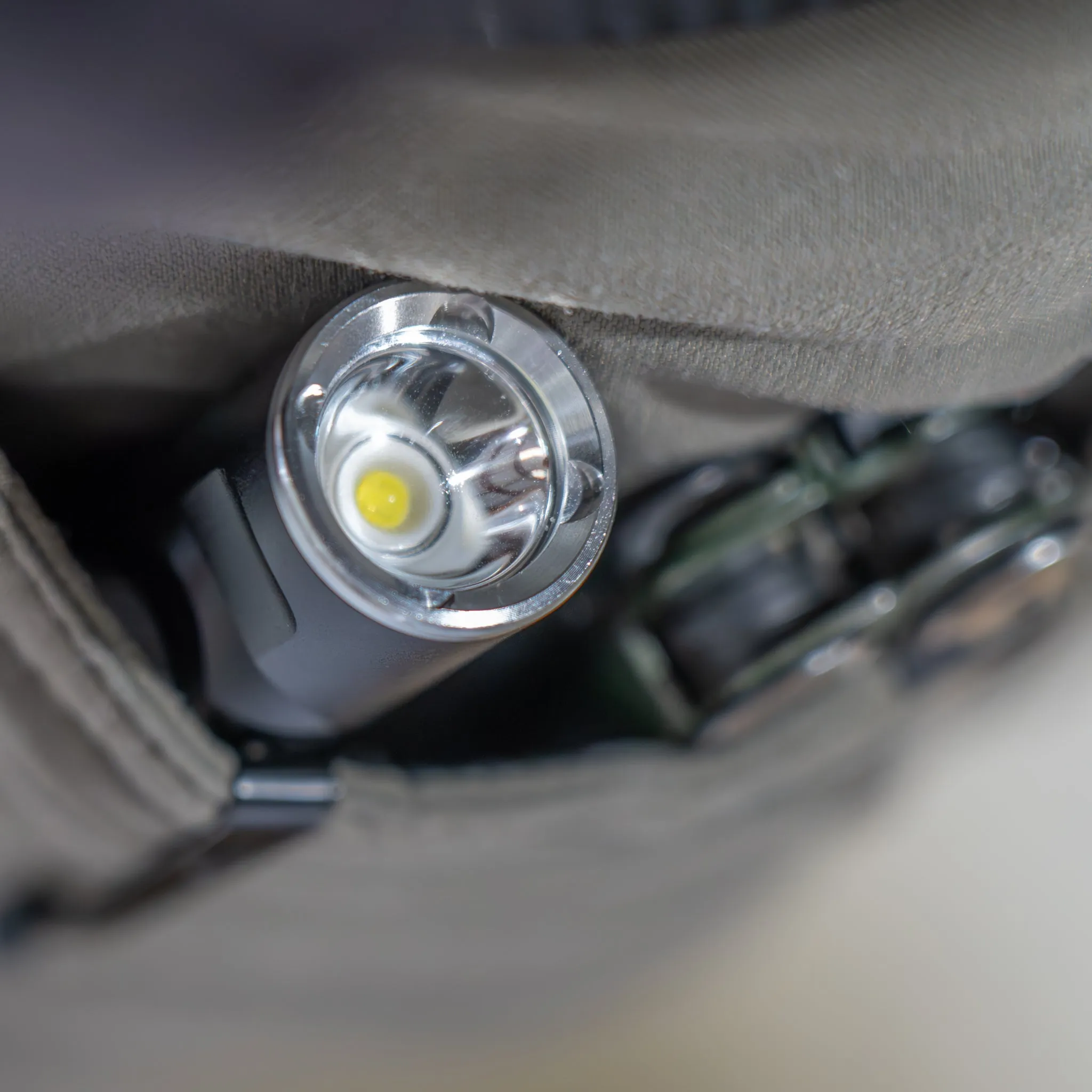 Power Light - Rechargeable flashlight with swivel head, magnet, clip, two brightness levels