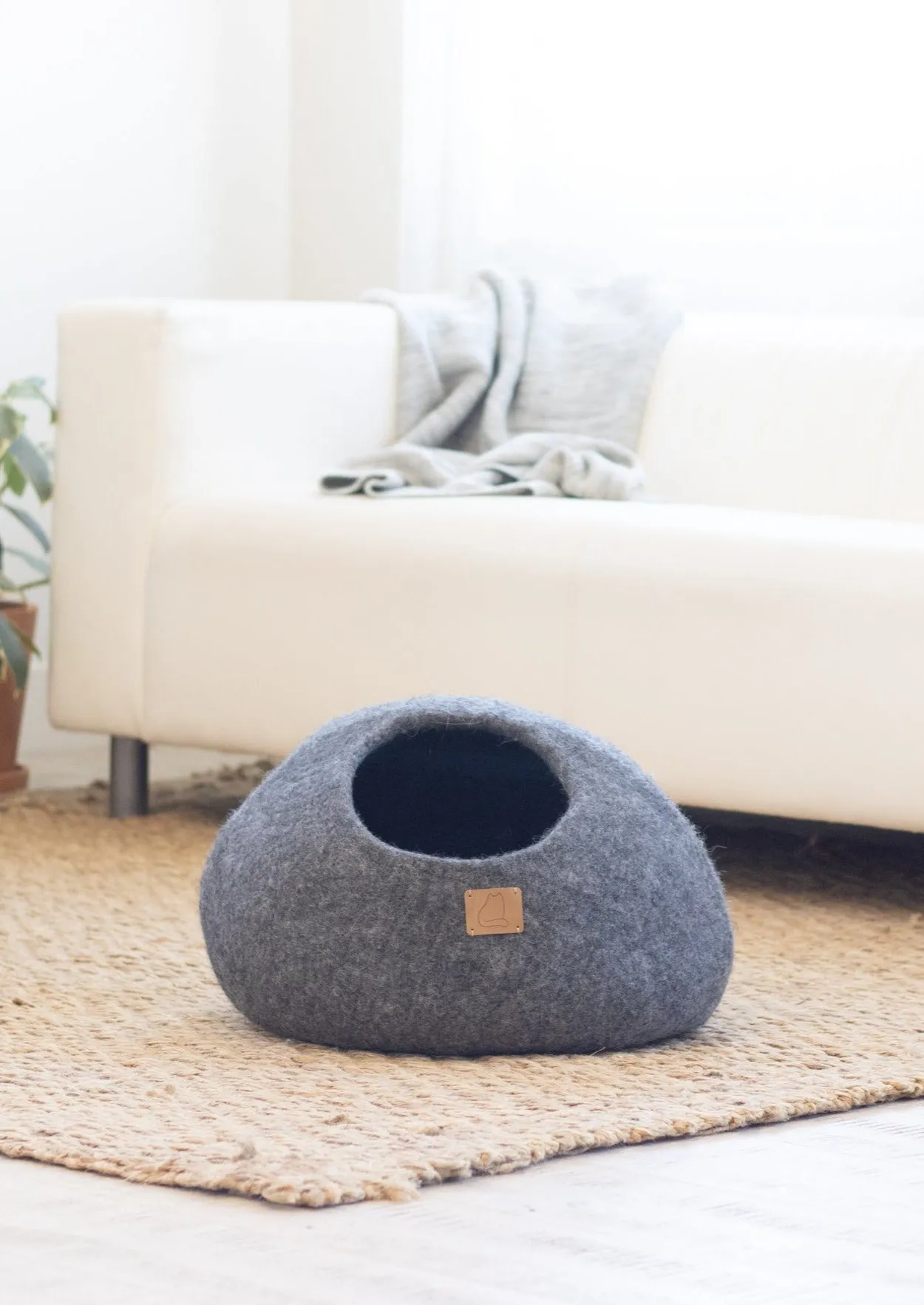 Premium Felted Wool Cat Cave Bed - Stone Gray