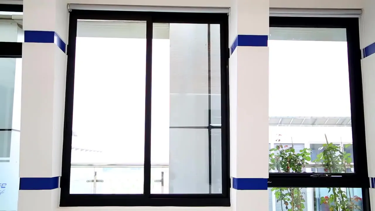 Superhouse Custom horizontal aluminium frame sliding window with mosquito net