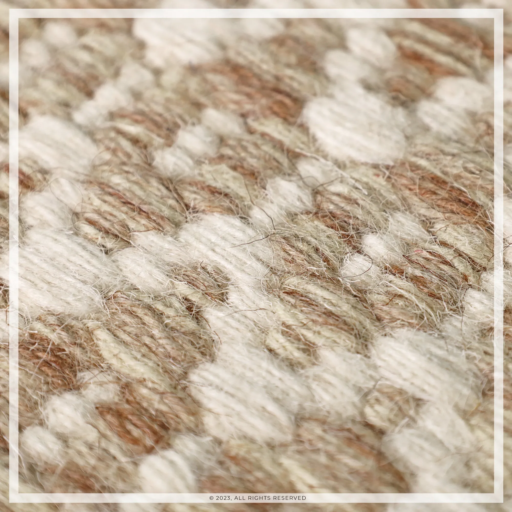 UJR0151 Luxury Hand-Woven Natural Low-Pile Rug