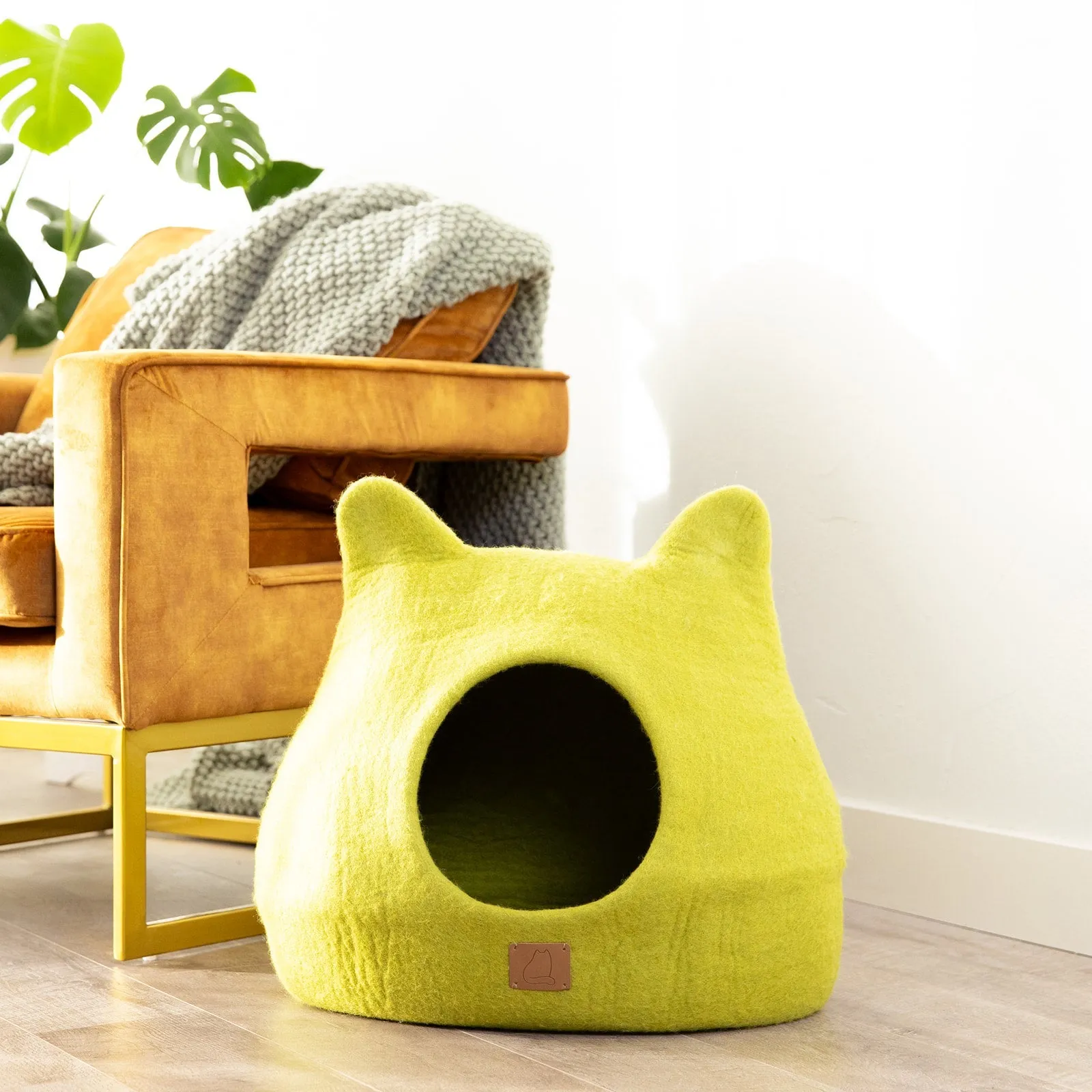 Whimsical Cat Ear Cave Bed - Citrus Green