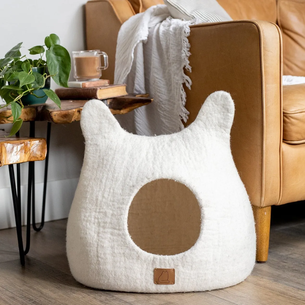 Whimsical Cat Ear Cave Bed - Snow White