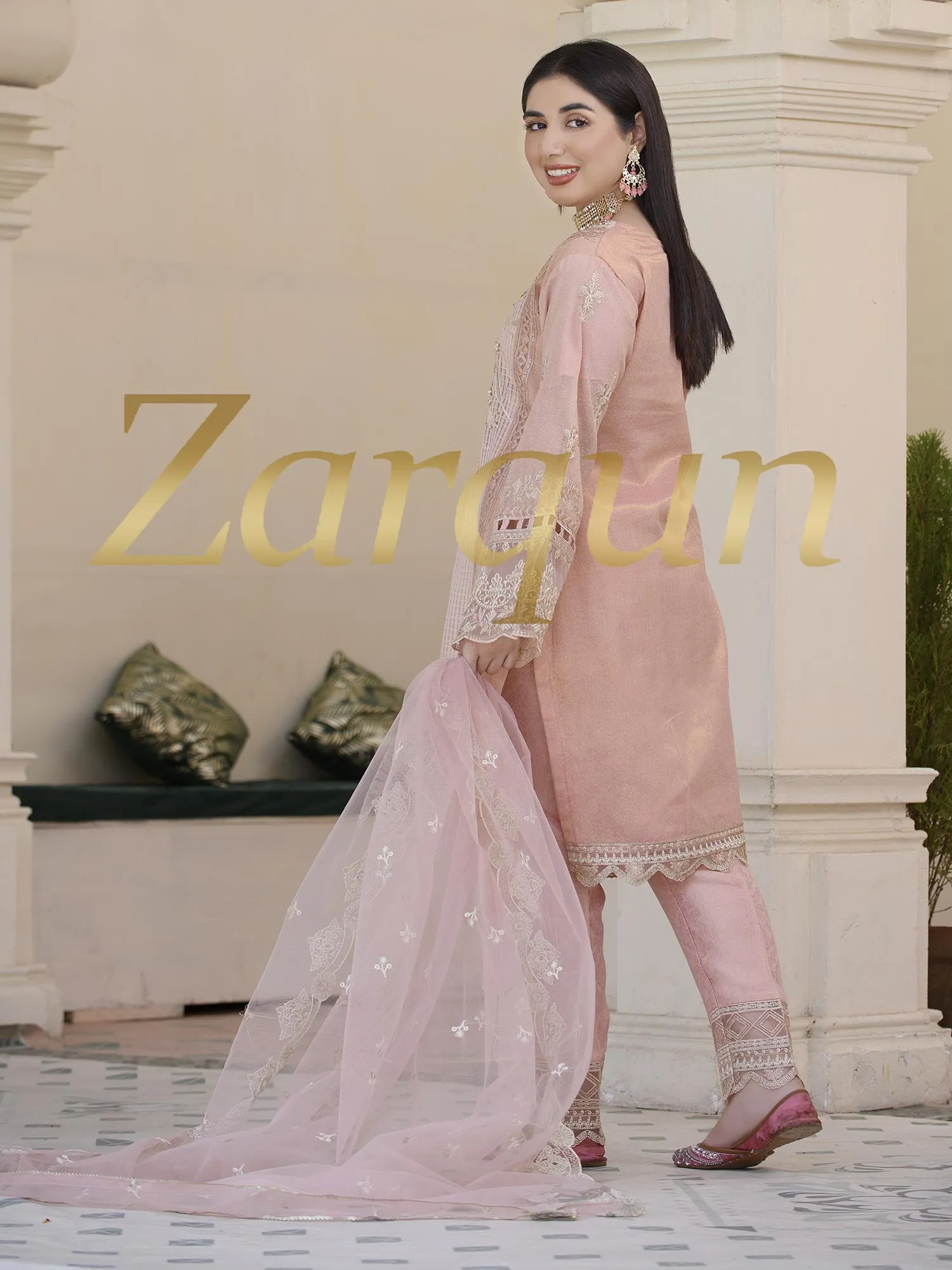 Zarqun Pink Fancy Embroidered Net Suit