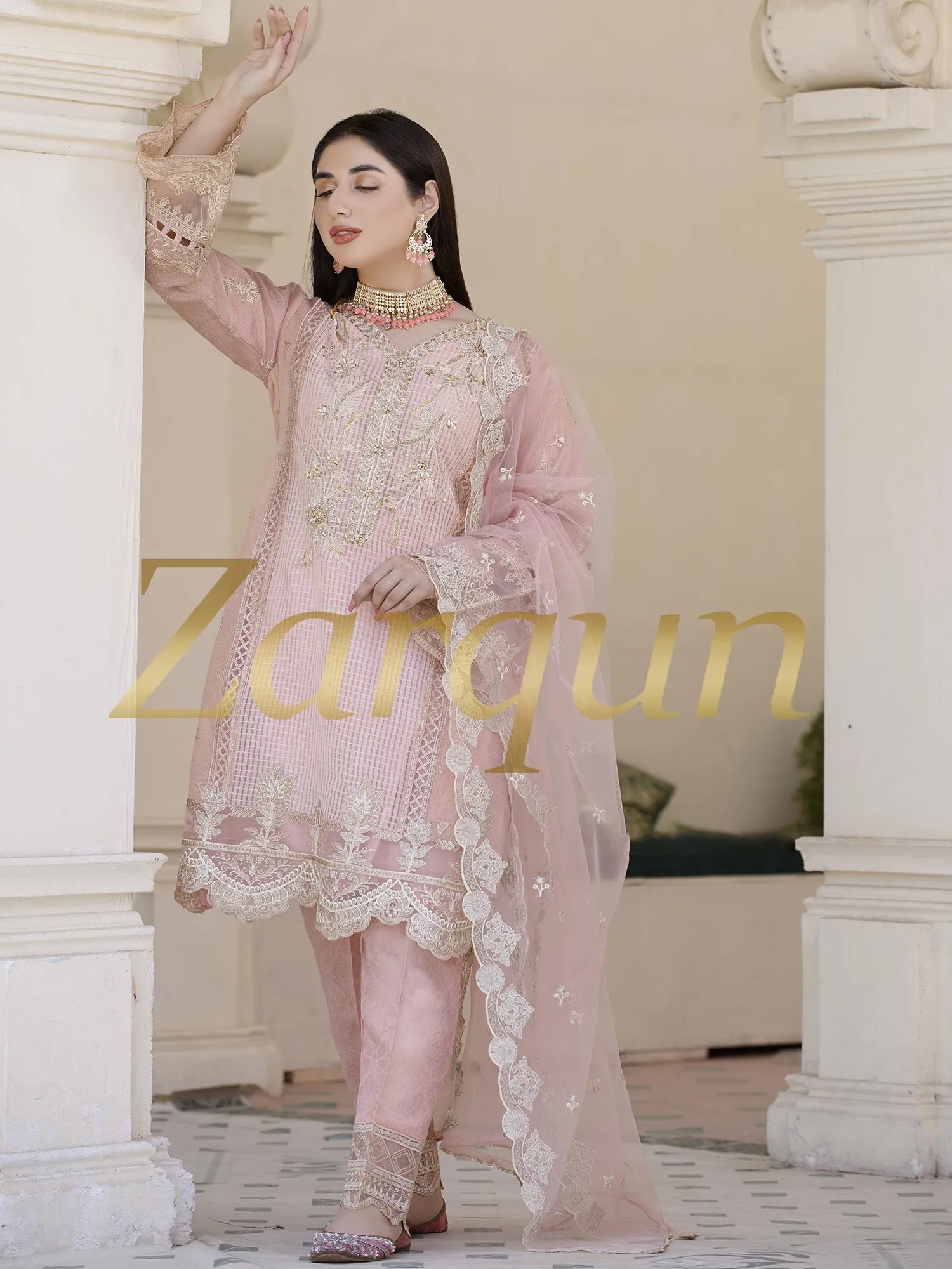 Zarqun Pink Fancy Embroidered Net Suit